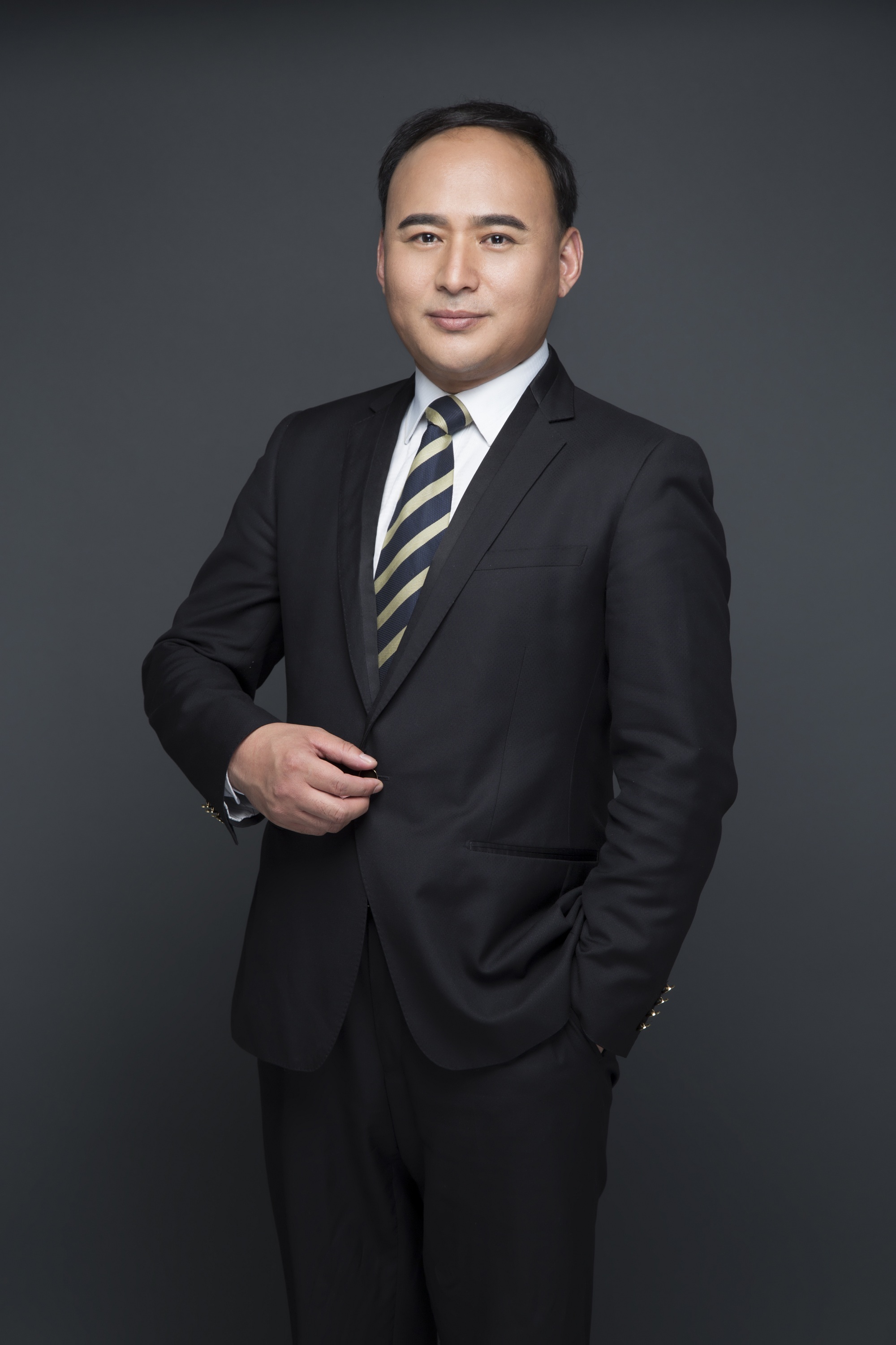 白发林 视觉与舞美负责人